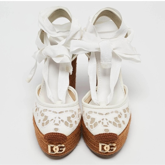 Dolce & Gabbana White Lace Wedge Sandals - Picture 1 of 4